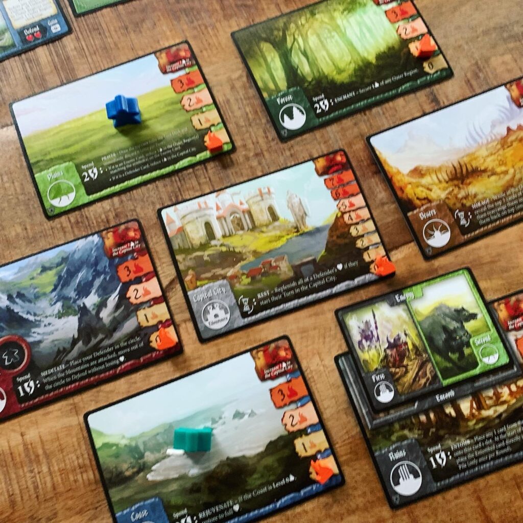 Review: Tiny Epic Defenders (Gamelyn Games) – English