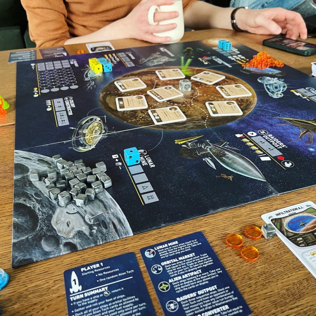 Review: Alien Frontiers Edition X (Starling Games) – English